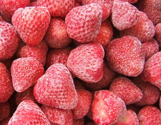 Заморожені ягоди – найсмачніші, бо їх збирають у фазі повної стиглості